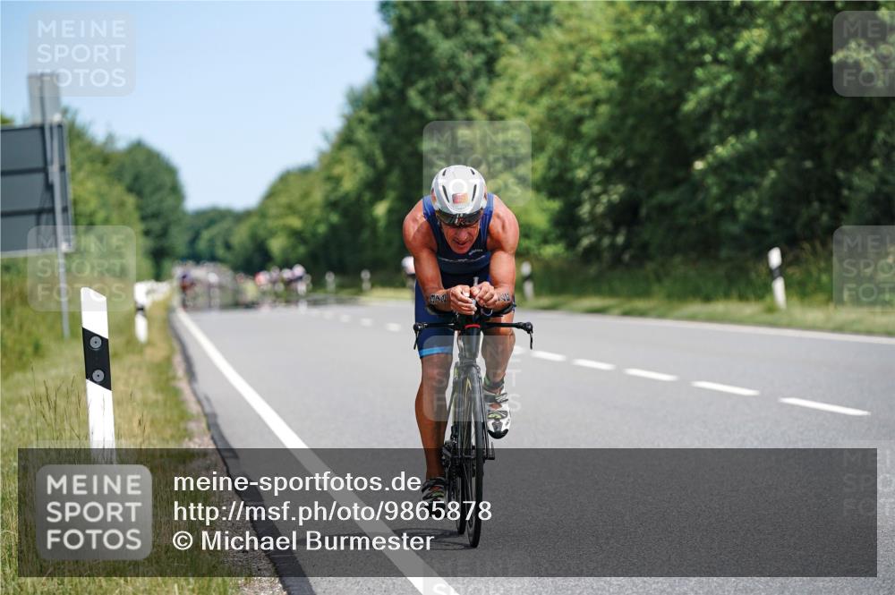 21.06.2026 - Viking Triathlon Michael Burmester http://msf.ph/oto/9865878 21.06.2026 12:02:11 Radfahren 8, 51, 249, 314, 372, 374, 509, 549 meine-sportfotos.de