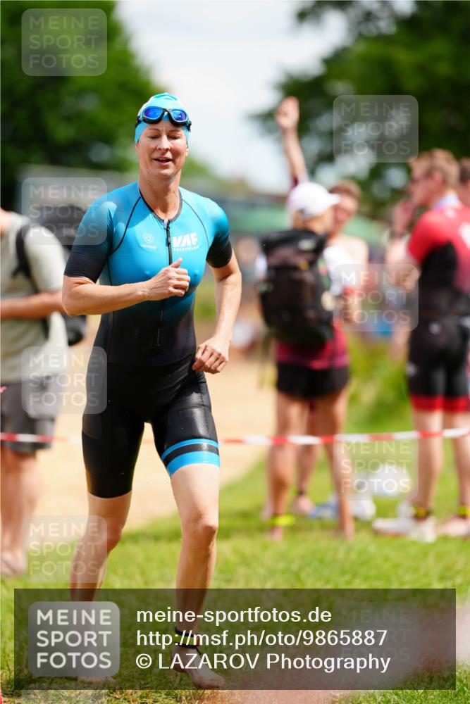 21.06.2026 - 29. Vierlanden-Triathlon LAZAROV Photography http://msf.ph/oto/9865887 21.06.2026 13:16:08 Schwimmen 1141 meine-sportfotos.de