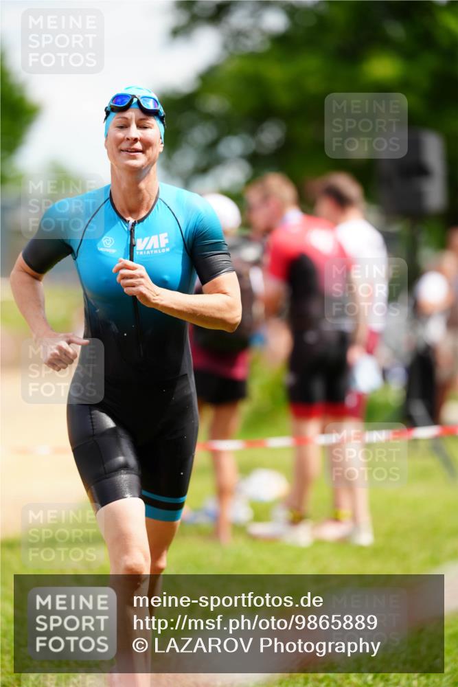 21.06.2026 - 29. Vierlanden-Triathlon LAZAROV Photography http://msf.ph/oto/9865889 21.06.2026 13:16:09 Schwimmen 1141 meine-sportfotos.de