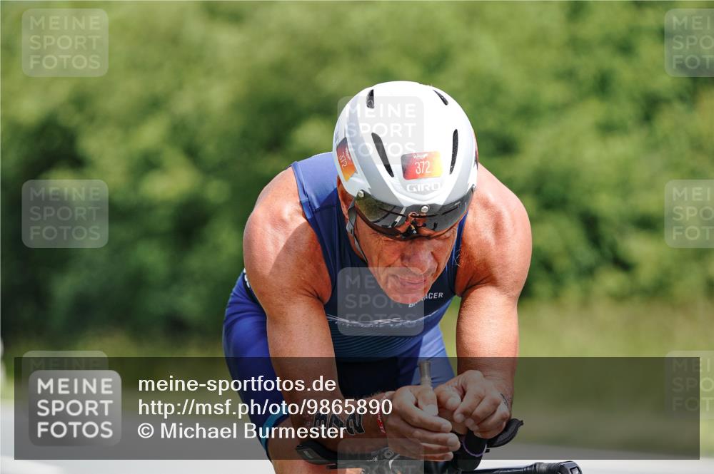 21.06.2026 - Viking Triathlon Michael Burmester http://msf.ph/oto/9865890 21.06.2026 12:02:12 Radfahren 8, 51, 249, 314, 372, 374, 509, 549 meine-sportfotos.de