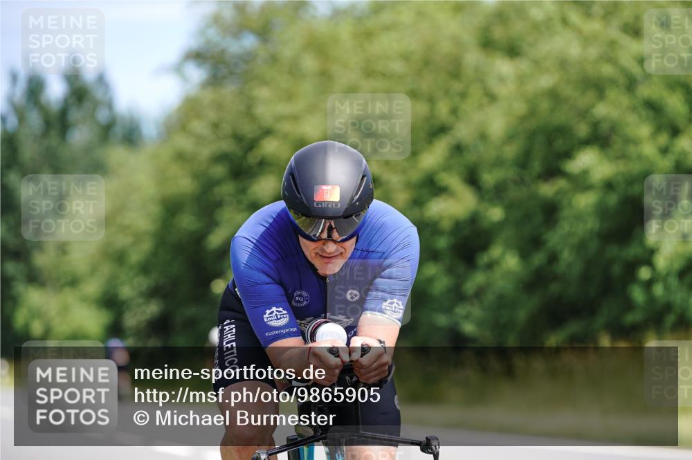 21.06.2026 - Viking Triathlon Michael Burmester http://msf.ph/oto/9865905 21.06.2026 12:02:30 Radfahren 46, 51, 57, 100, 119, 144, 169, 374, 395, 425, 445, 509, 661 meine-sportfotos.de