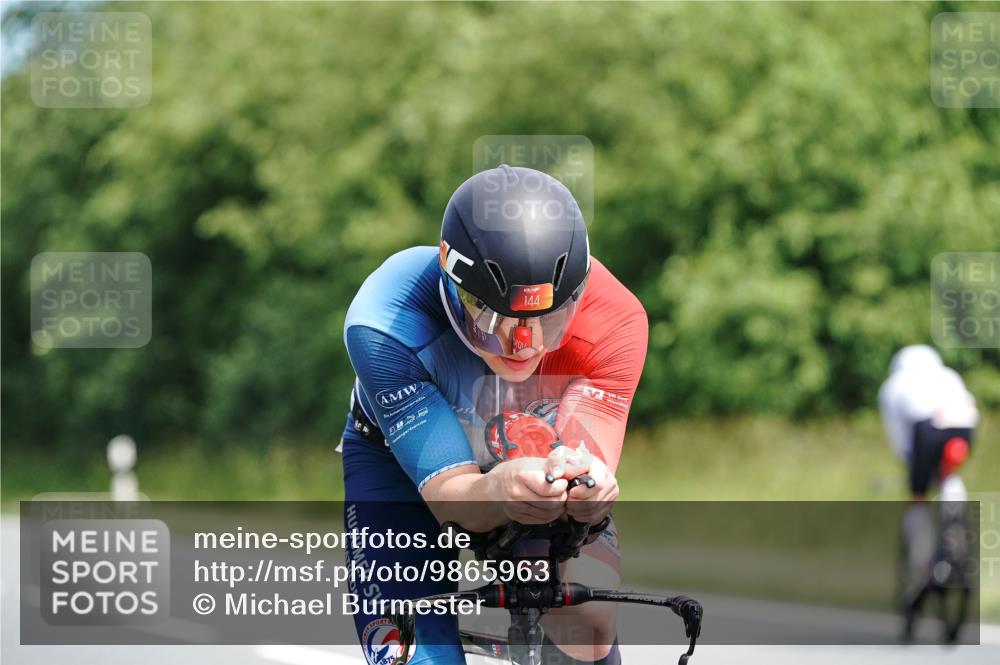 21.06.2026 - Viking Triathlon Michael Burmester http://msf.ph/oto/9865963 21.06.2026 12:02:52 Radfahren 17, 57, 100, 119, 127, 144, 169, 280, 445, 527, 561, 644, 658 meine-sportfotos.de
