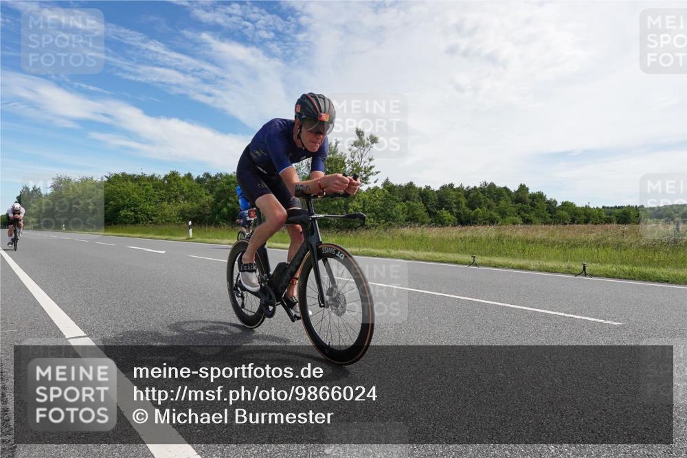 21.06.2026 - Viking Triathlon Michael Burmester http://msf.ph/oto/9866024 21.06.2026 11:22:05 Radfahren 26, 92, 178, 194, 205, 603, 652 meine-sportfotos.de