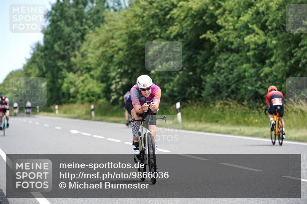 21.06.2026 - Viking Triathlon Michael Burmester http://msf.ph/oto/9866036 21.06.2026 12:03:23 Radfahren 65, 74, 102, 103, 161, 176, 194, 238, 247, 257, 270, 270, 271, 271, 287, 331, 426, 463, 565, 569, 606, 631 meine-sportfotos.de