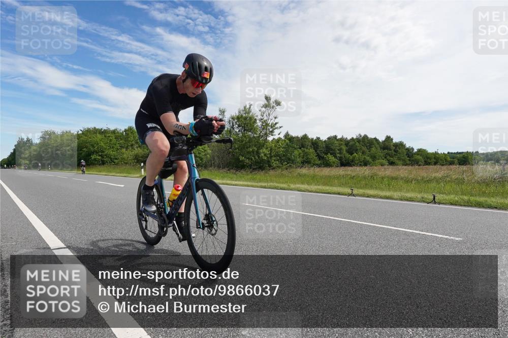 21.06.2026 - Viking Triathlon Michael Burmester http://msf.ph/oto/9866037 21.06.2026 11:22:27 Radfahren 136, 161, 174, 272, 272, 337, 385, 475, 512, 564, 603 meine-sportfotos.de