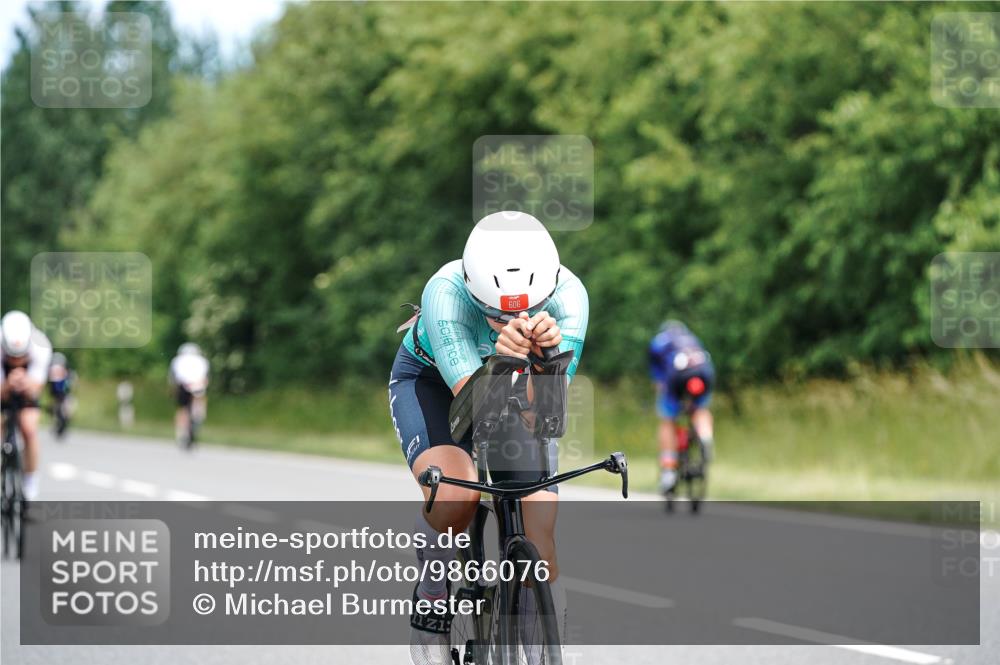 21.06.2026 - Viking Triathlon Michael Burmester http://msf.ph/oto/9866076 21.06.2026 12:03:35 Radfahren 66, 74, 101, 103, 161, 176, 194, 247, 257, 261, 270, 271, 287, 331, 426, 463, 475, 565, 606 meine-sportfotos.de