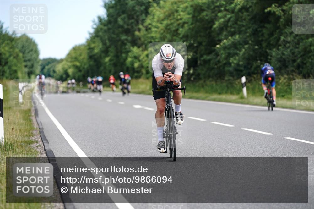21.06.2026 - Viking Triathlon Michael Burmester http://msf.ph/oto/9866094 21.06.2026 12:03:36 Radfahren 66, 101, 176, 194, 247, 257, 261, 270, 271, 287, 331, 426, 463, 475, 565, 606 meine-sportfotos.de
