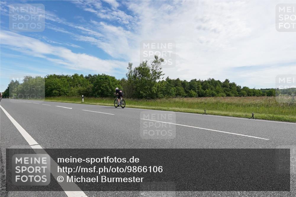 21.06.2026 - Viking Triathlon Michael Burmester http://msf.ph/oto/9866106 21.06.2026 11:23:37 Radfahren 8, 90, 97, 118, 219, 407, 443, 538, 556, 557, 566, 622 meine-sportfotos.de