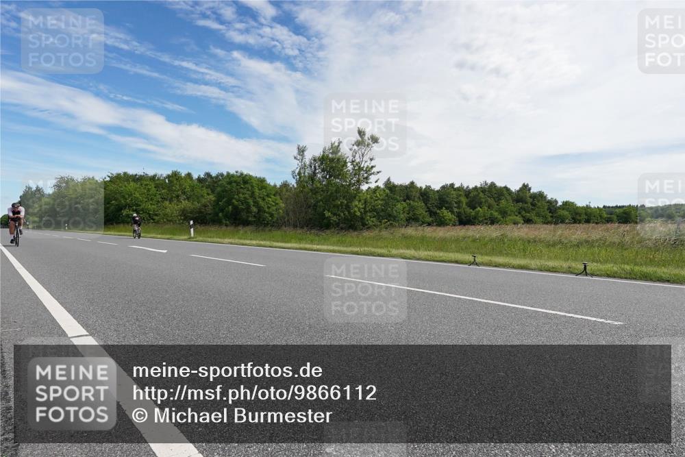21.06.2026 - Viking Triathlon Michael Burmester http://msf.ph/oto/9866112 21.06.2026 11:23:39 Radfahren 8, 90, 97, 118, 219, 407, 443, 538, 556, 557, 566, 622 meine-sportfotos.de