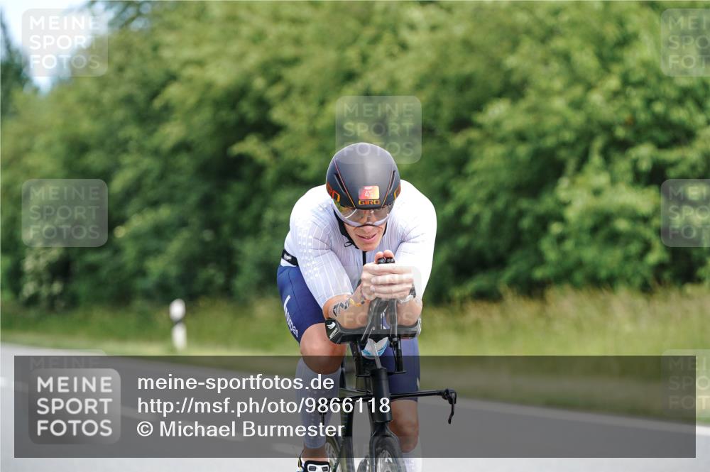 21.06.2026 - Viking Triathlon Michael Burmester http://msf.ph/oto/9866118 21.06.2026 12:03:45 Radfahren 66, 101, 194, 205, 257, 261, 261, 287, 331, 463, 465, 475 meine-sportfotos.de