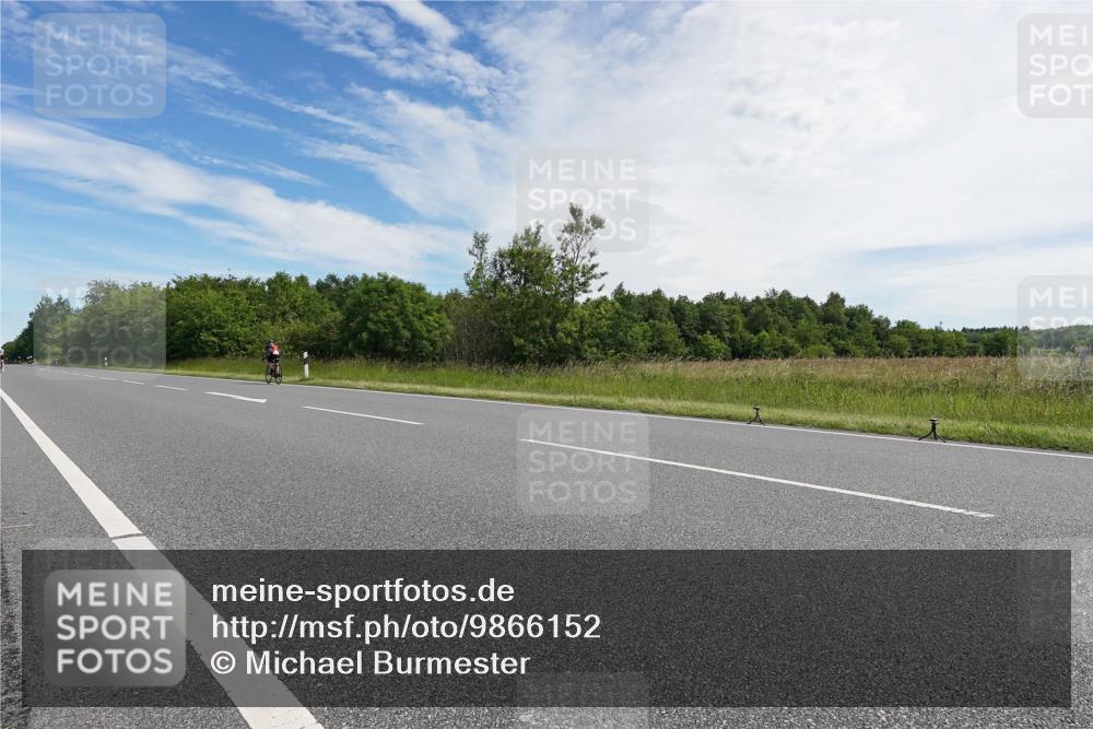 21.06.2026 - Viking Triathlon Michael Burmester http://msf.ph/oto/9866152 21.06.2026 11:24:11 Radfahren 5, 16, 31, 46, 53, 142, 214, 226, 239, 364, 441, 508, 643 meine-sportfotos.de
