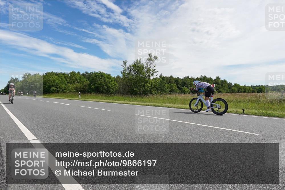 21.06.2026 - Viking Triathlon Michael Burmester http://msf.ph/oto/9866197 21.06.2026 11:24:34 Radfahren 68, 89, 117, 182, 182, 199, 255, 267, 362, 386, 397, 424, 490, 545, 612, 634 meine-sportfotos.de