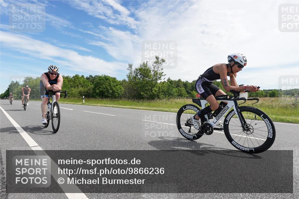 21.06.2026 - Viking Triathlon Michael Burmester http://msf.ph/oto/9866236 21.06.2026 11:24:45 Radfahren 55, 64, 68, 117, 182, 199, 255, 267, 386, 397, 413, 490, 502, 545, 612, 634 meine-sportfotos.de