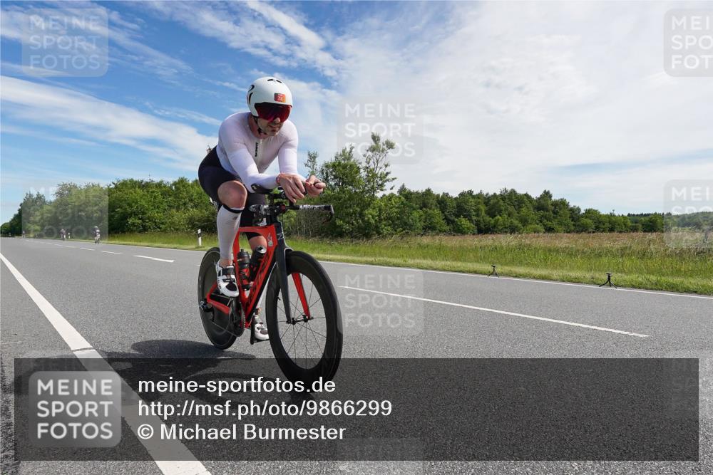 21.06.2026 - Viking Triathlon Michael Burmester http://msf.ph/oto/9866299 21.06.2026 11:25:40 Radfahren 84, 113, 119, 132, 160, 176, 256, 264, 309, 347, 401, 419, 426, 565, 664, 669 meine-sportfotos.de
