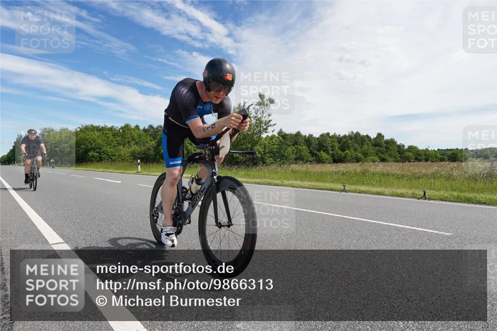 21.06.2026 - Viking Triathlon Michael Burmester http://msf.ph/oto/9866313 21.06.2026 11:25:51 Radfahren 119, 176, 189, 264, 309, 309, 401, 419, 426, 456, 474, 526, 645, 664 meine-sportfotos.de