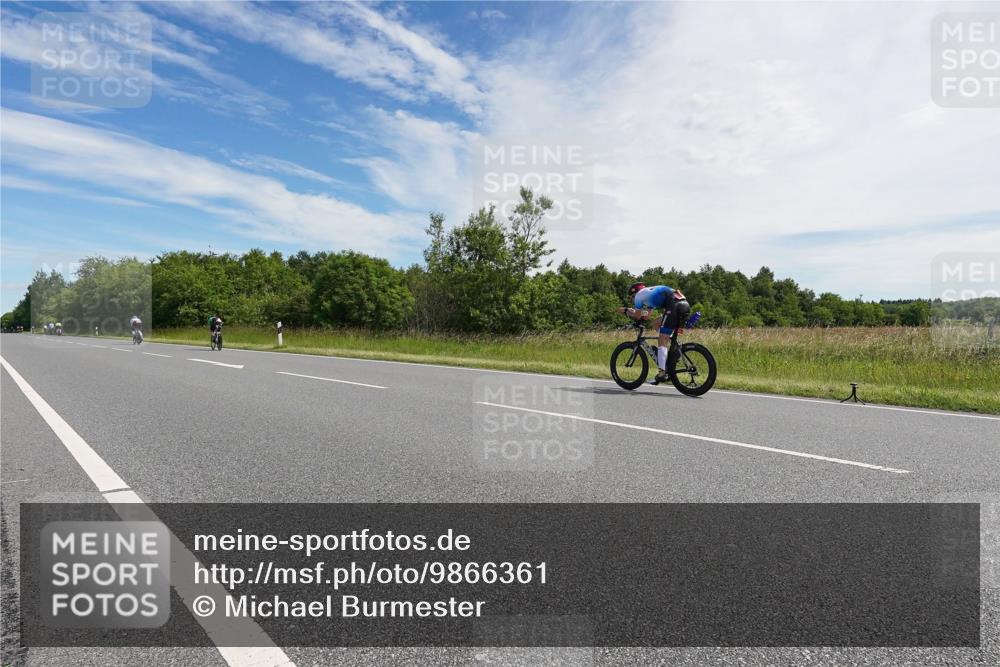 21.06.2026 - Viking Triathlon Michael Burmester http://msf.ph/oto/9866361 21.06.2026 11:26:18 Radfahren 52, 58, 99, 133, 133, 165, 190, 280, 316, 429, 442, 546, 560 meine-sportfotos.de