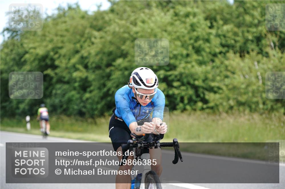 21.06.2026 - Viking Triathlon Michael Burmester http://msf.ph/oto/9866385 21.06.2026 12:06:07 Radfahren 26, 38, 218, 455, 532, 625 meine-sportfotos.de