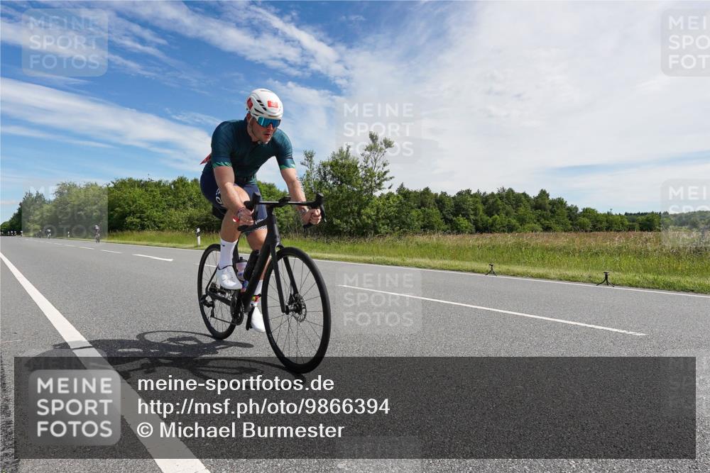 21.06.2026 - Viking Triathlon Michael Burmester http://msf.ph/oto/9866394 21.06.2026 11:26:48 Radfahren 74, 103, 141, 211, 270, 348, 387, 608, 653 meine-sportfotos.de