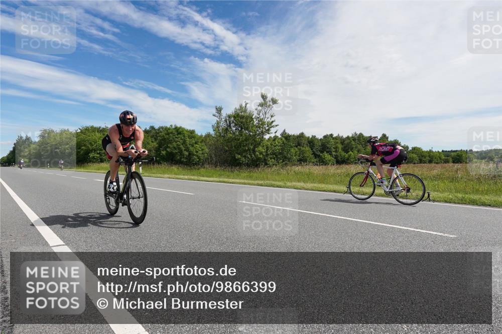 21.06.2026 - Viking Triathlon Michael Burmester http://msf.ph/oto/9866399 21.06.2026 11:26:55 Radfahren 41, 65, 74, 103, 141, 211, 270, 344, 348, 387, 460, 569, 608, 653 meine-sportfotos.de