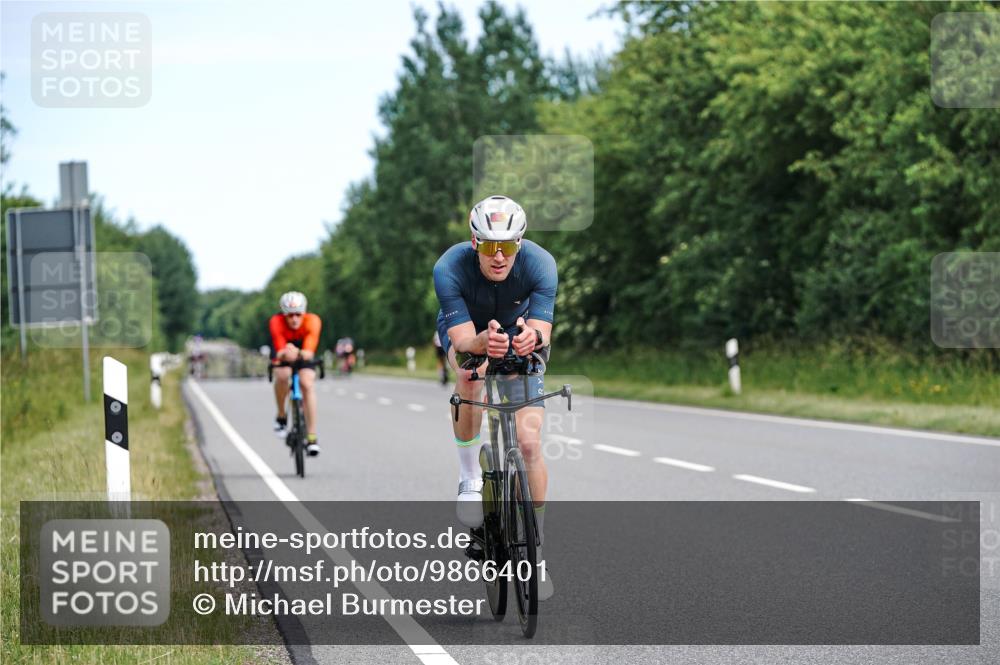 21.06.2026 - Viking Triathlon Michael Burmester http://msf.ph/oto/9866401 21.06.2026 12:06:43 Radfahren 55, 237, 365, 495, 529, 541, 556 meine-sportfotos.de