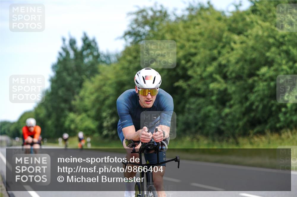 21.06.2026 - Viking Triathlon Michael Burmester http://msf.ph/oto/9866404 21.06.2026 12:06:43 Radfahren 55, 237, 365, 495, 529, 541, 556 meine-sportfotos.de