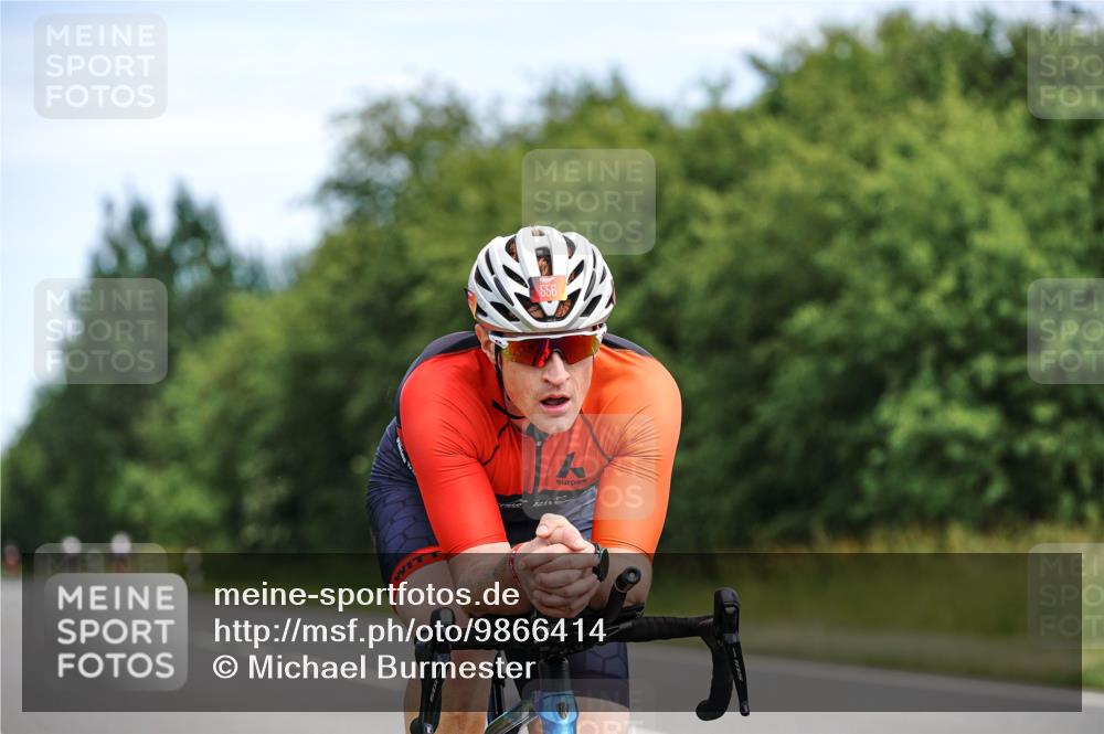 21.06.2026 - Viking Triathlon Michael Burmester http://msf.ph/oto/9866414 21.06.2026 12:06:46 Radfahren 55, 237, 365, 495, 529, 541, 556 meine-sportfotos.de