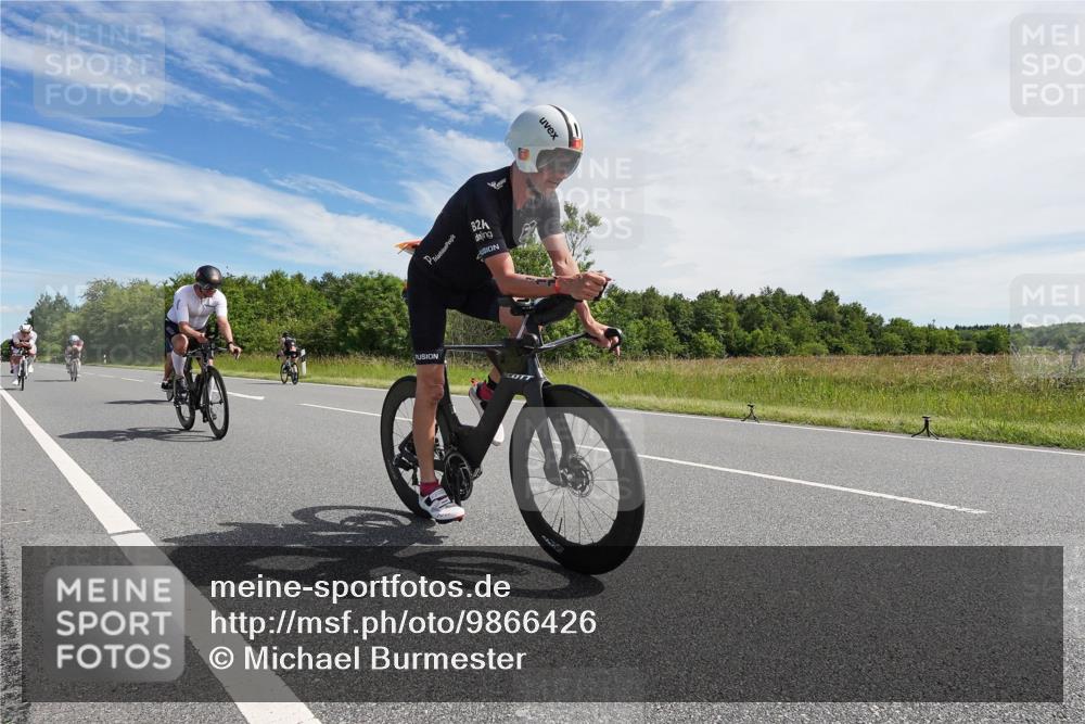 21.06.2026 - Viking Triathlon Michael Burmester http://msf.ph/oto/9866426 21.06.2026 11:27:15 Radfahren 41, 44, 63, 74, 87, 94, 111, 154, 162, 163, 166, 227, 266, 275, 411, 484, 522, 649, 651, 665, 668 meine-sportfotos.de