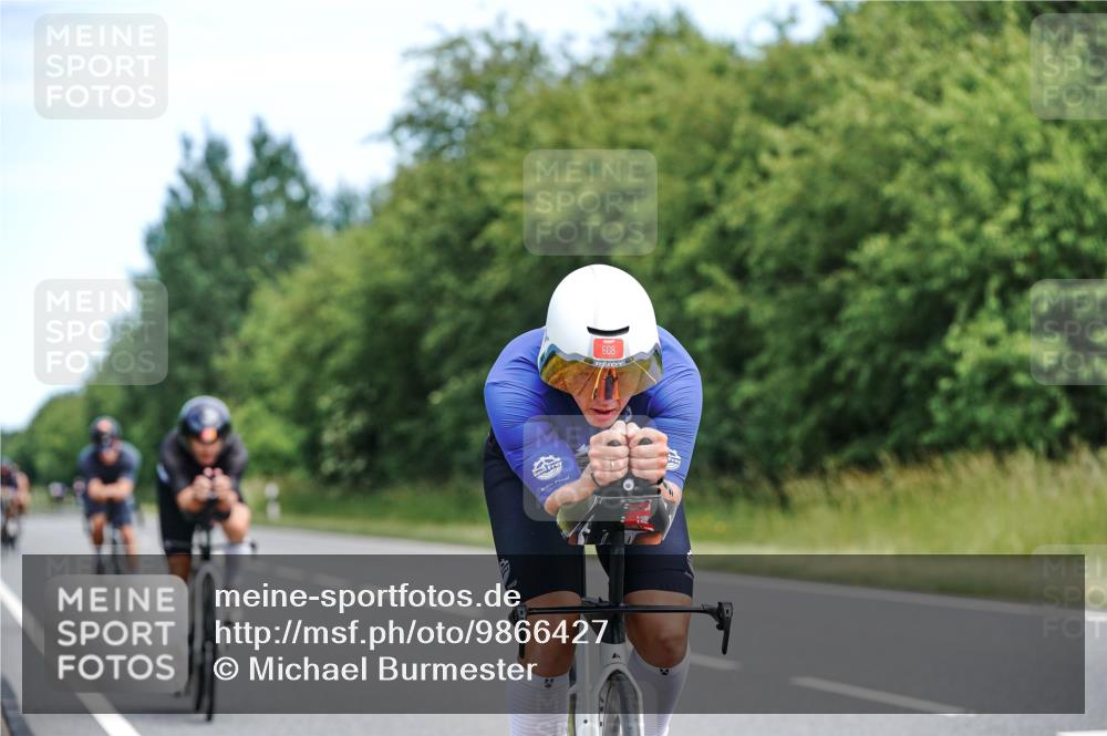 21.06.2026 - Viking Triathlon Michael Burmester http://msf.ph/oto/9866427 21.06.2026 12:07:17 Radfahren 44, 60, 118, 163, 166, 212, 245, 267, 316, 348, 387, 419, 562, 608, 615 meine-sportfotos.de
