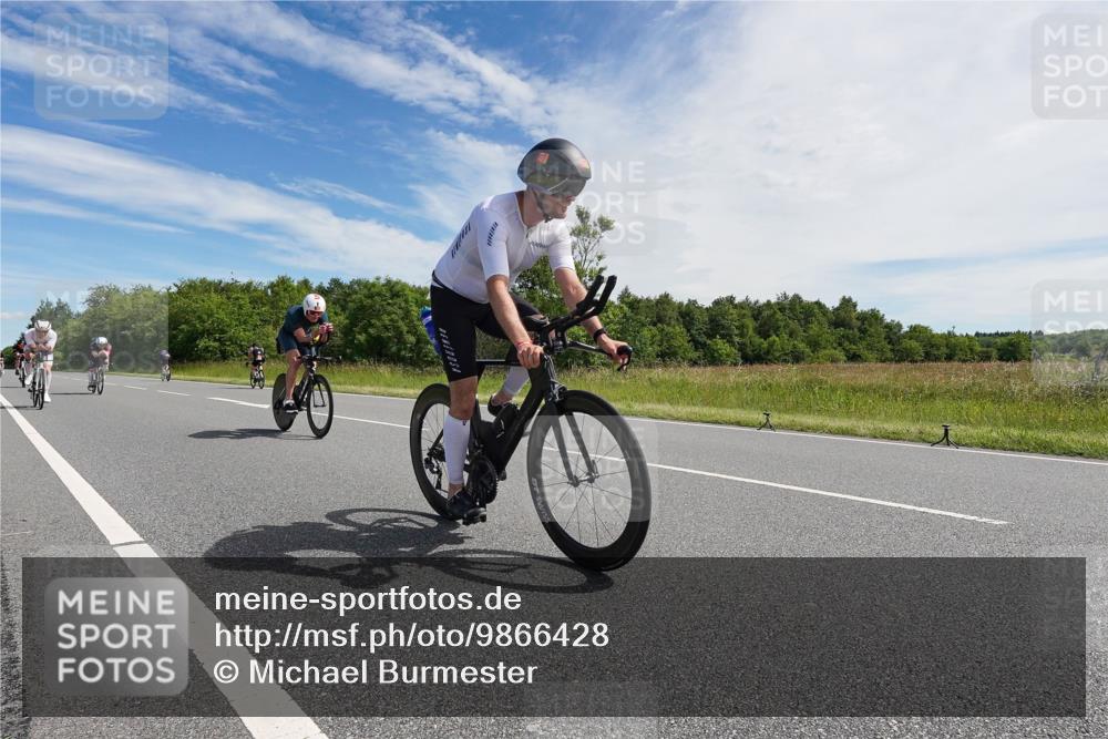21.06.2026 - Viking Triathlon Michael Burmester http://msf.ph/oto/9866428 21.06.2026 11:27:15 Radfahren 41, 44, 63, 74, 87, 94, 111, 154, 162, 163, 166, 227, 266, 275, 411, 484, 522, 649, 651, 665, 668 meine-sportfotos.de