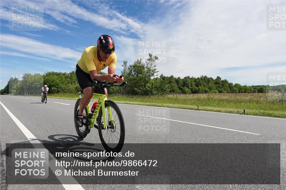 21.06.2026 - Viking Triathlon Michael Burmester http://msf.ph/oto/9866472 21.06.2026 11:27:53 Radfahren 38, 72, 122, 186, 315, 357, 357, 417, 422, 438, 450, 513, 670 meine-sportfotos.de