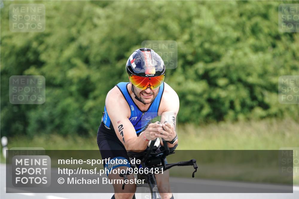 21.06.2026 - Viking Triathlon Michael Burmester http://msf.ph/oto/9866481 21.06.2026 12:07:48 Radfahren 24, 90, 211, 245, 259, 269, 335, 422, 545, 562, 621, 622 meine-sportfotos.de