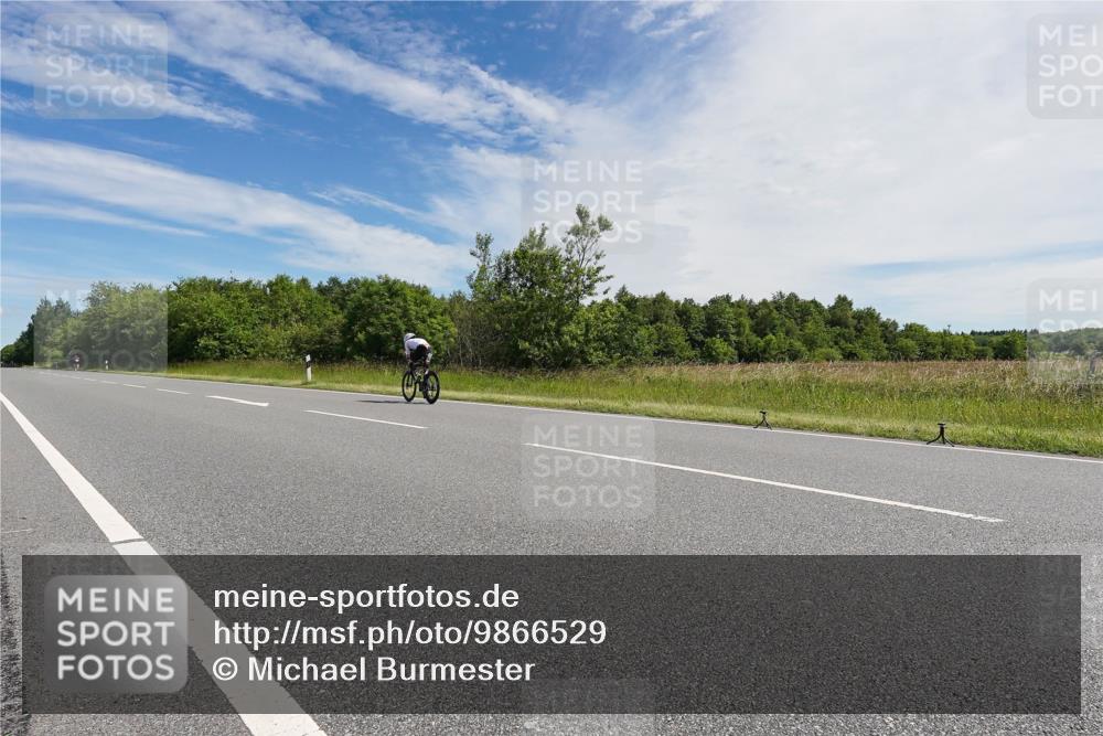 21.06.2026 - Viking Triathlon Michael Burmester http://msf.ph/oto/9866529 21.06.2026 11:28:41 Radfahren 197, 218, 303, 578, 626, 633 meine-sportfotos.de