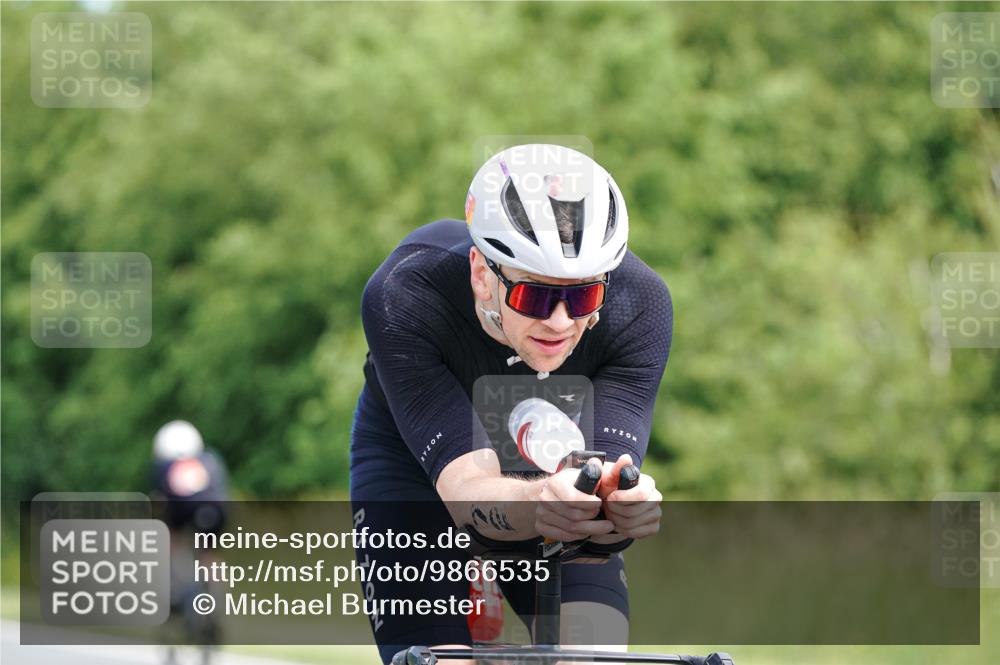 21.06.2026 - Viking Triathlon Michael Burmester http://msf.ph/oto/9866535 21.06.2026 12:08:58 Radfahren 63, 72, 84, 104, 109, 115, 123, 145, 162, 180, 181, 181, 224, 359, 370, 409, 427, 500, 626 meine-sportfotos.de