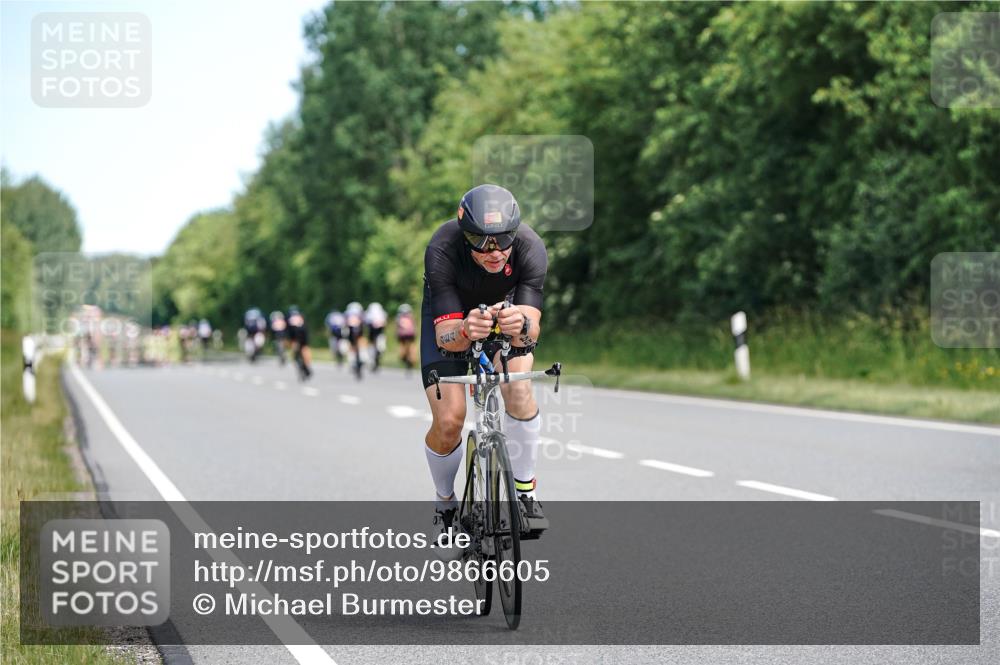21.06.2026 - Viking Triathlon Michael Burmester http://msf.ph/oto/9866605 21.06.2026 12:10:01 Radfahren 64, 185, 298, 378, 460, 471, 484, 522 meine-sportfotos.de