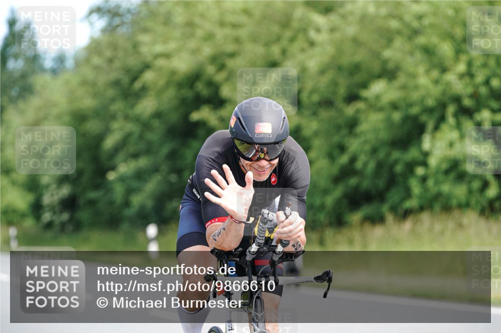 21.06.2026 - Viking Triathlon Michael Burmester http://msf.ph/oto/9866610 21.06.2026 12:10:02 Radfahren 185, 298, 378, 460, 471, 484, 522 meine-sportfotos.de