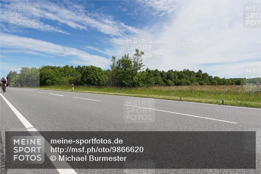 21.06.2026 - Viking Triathlon Michael Burmester http://msf.ph/oto/9866620 21.06.2026 11:30:19 Radfahren 27, 127, 333, 405, 610, 646, 647, 647 meine-sportfotos.de