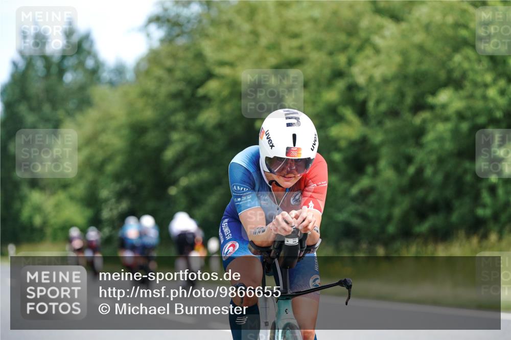 21.06.2026 - Viking Triathlon Michael Burmester http://msf.ph/oto/9866655 21.06.2026 12:11:52 Radfahren 40, 174, 220, 286, 302, 413, 434, 434, 462, 498, 512, 649 meine-sportfotos.de