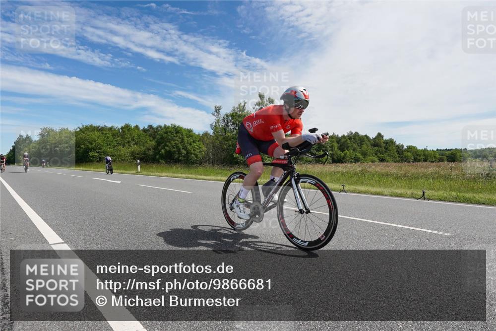 21.06.2026 - Viking Triathlon Michael Burmester http://msf.ph/oto/9866681 21.06.2026 11:31:39 Radfahren 14, 80, 88, 93, 109, 145, 180, 195, 202, 206, 302, 325, 379, 379, 383, 446, 454, 461, 482, 500, 528, 614 meine-sportfotos.de