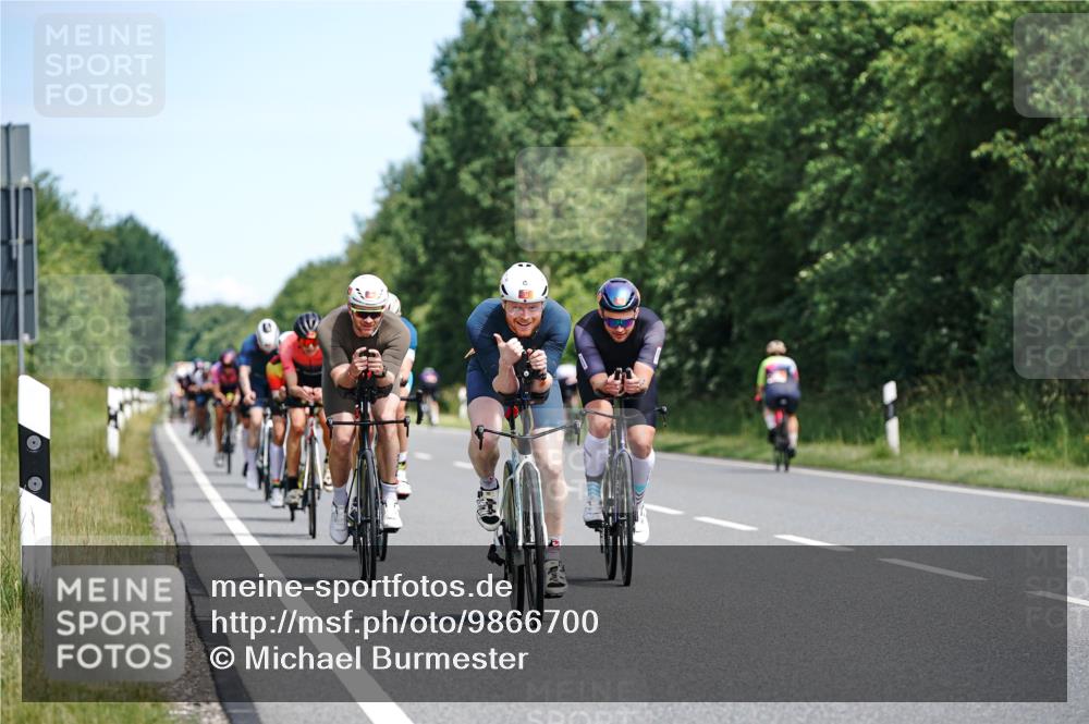 21.06.2026 - Viking Triathlon Michael Burmester http://msf.ph/oto/9866700 21.06.2026 12:12:31 Radfahren 28, 34, 45, 49, 125, 150, 168, 188, 301, 303, 315, 327, 340, 360, 485, 491, 502, 513, 553, 566, 578, 601, 663 meine-sportfotos.de