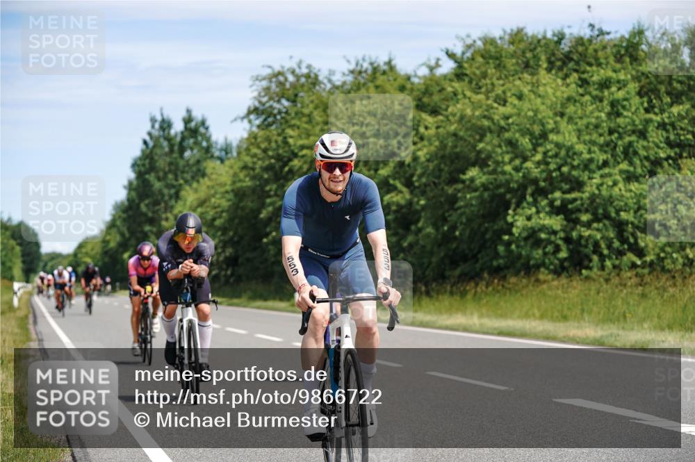 21.06.2026 - Viking Triathlon Michael Burmester http://msf.ph/oto/9866722 21.06.2026 12:12:36 Radfahren 28, 34, 45, 49, 125, 150, 168, 188, 301, 303, 315, 327, 340, 360, 485, 491, 502, 513, 553, 566, 578, 601, 663 meine-sportfotos.de
