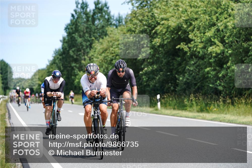 21.06.2026 - Viking Triathlon Michael Burmester http://msf.ph/oto/9866735 21.06.2026 12:12:40 Radfahren 28, 34, 45, 49, 125, 150, 168, 188, 301, 303, 327, 340, 360, 473, 485, 491, 513, 553, 566, 578, 601, 663 meine-sportfotos.de