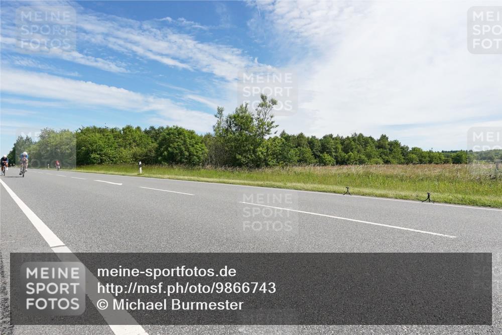 21.06.2026 - Viking Triathlon Michael Burmester http://msf.ph/oto/9866743 21.06.2026 11:32:53 Radfahren 71, 107, 137, 151, 233, 243, 248, 398, 414, 415, 550, 574, 627, 636, 637, 641 meine-sportfotos.de