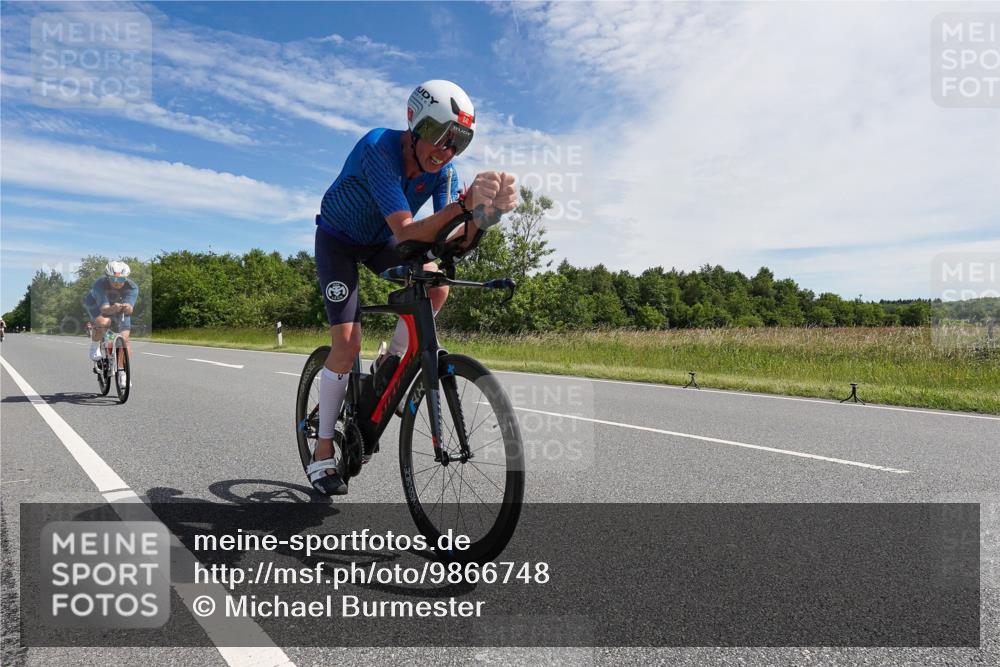 21.06.2026 - Viking Triathlon Michael Burmester http://msf.ph/oto/9866748 21.06.2026 11:32:55 Radfahren 71, 107, 137, 151, 233, 243, 248, 414, 415, 550, 574, 627, 641 meine-sportfotos.de