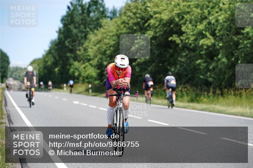 21.06.2026 - Viking Triathlon Michael Burmester http://msf.ph/oto/9866755 21.06.2026 12:12:47 Radfahren 301, 303, 473, 485, 491, 513, 566, 601 meine-sportfotos.de