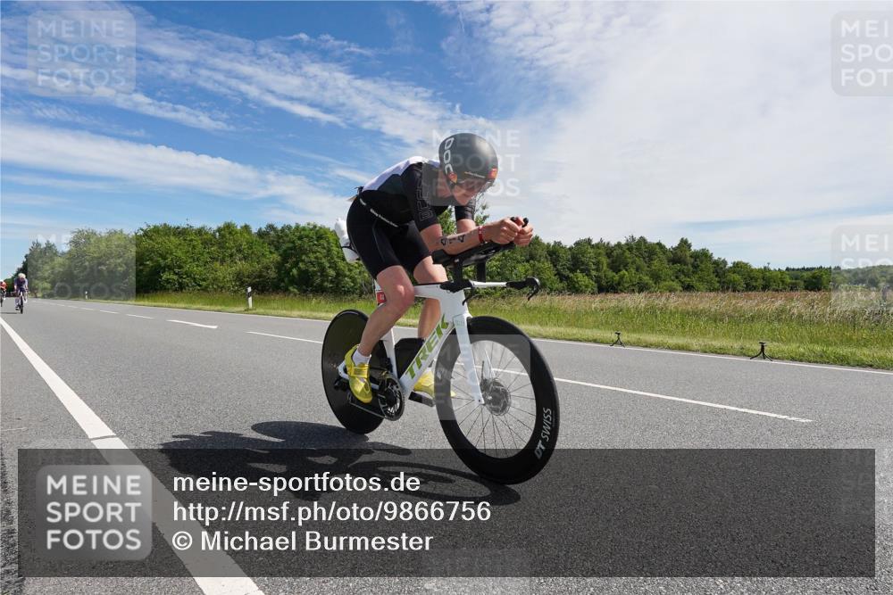 21.06.2026 - Viking Triathlon Michael Burmester http://msf.ph/oto/9866756 21.06.2026 11:33:03 Radfahren 69, 71, 107, 137, 233, 243, 274, 377, 414, 423, 452, 516, 574 meine-sportfotos.de