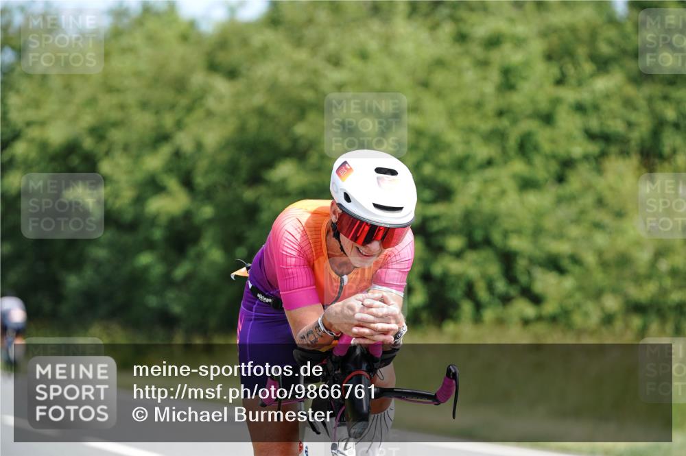 21.06.2026 - Viking Triathlon Michael Burmester http://msf.ph/oto/9866761 21.06.2026 12:12:47 Radfahren 301, 303, 473, 485, 491, 513, 566, 601 meine-sportfotos.de