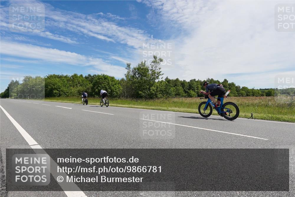 21.06.2026 - Viking Triathlon Michael Burmester http://msf.ph/oto/9866781 21.06.2026 11:33:17 Radfahren 69, 85, 265, 274, 339, 377, 389, 403, 421, 423, 452, 457, 497, 516, 520, 521 meine-sportfotos.de