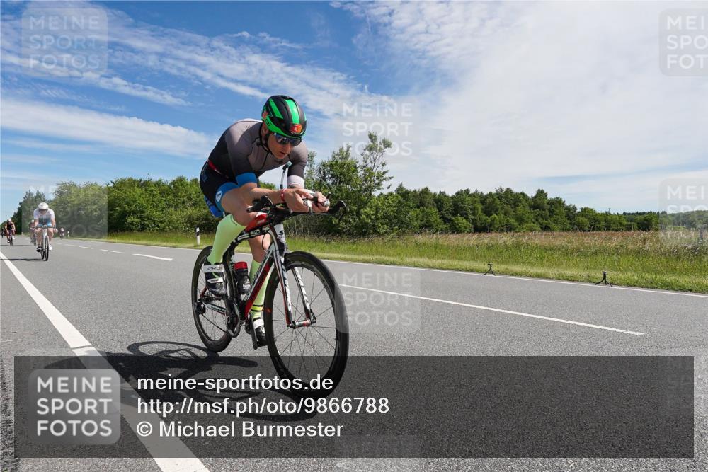 21.06.2026 - Viking Triathlon Michael Burmester http://msf.ph/oto/9866788 21.06.2026 11:33:25 Radfahren 85, 265, 339, 376, 389, 403, 421, 453, 457, 486, 487, 496, 497, 506, 520, 521 meine-sportfotos.de