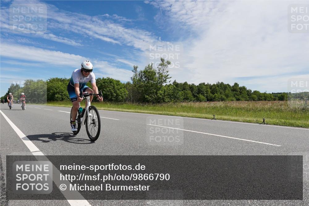 21.06.2026 - Viking Triathlon Michael Burmester http://msf.ph/oto/9866790 21.06.2026 11:33:26 Radfahren 85, 265, 339, 376, 389, 403, 421, 453, 457, 486, 487, 496, 497, 506, 520, 521 meine-sportfotos.de