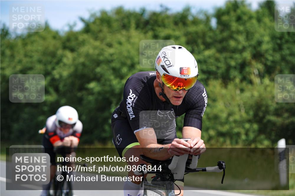 21.06.2026 - Viking Triathlon Michael Burmester http://msf.ph/oto/9866844 21.06.2026 12:13:28 Radfahren 1, 4, 18, 18, 33, 70, 92, 107, 117, 151, 156, 175, 207, 254, 296, 393, 414, 486, 487, 506, 574, 637 meine-sportfotos.de